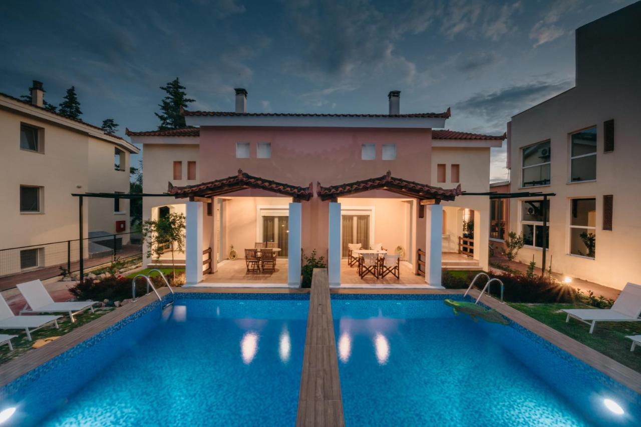 Corinthian Village Vrahati Екстериор снимка