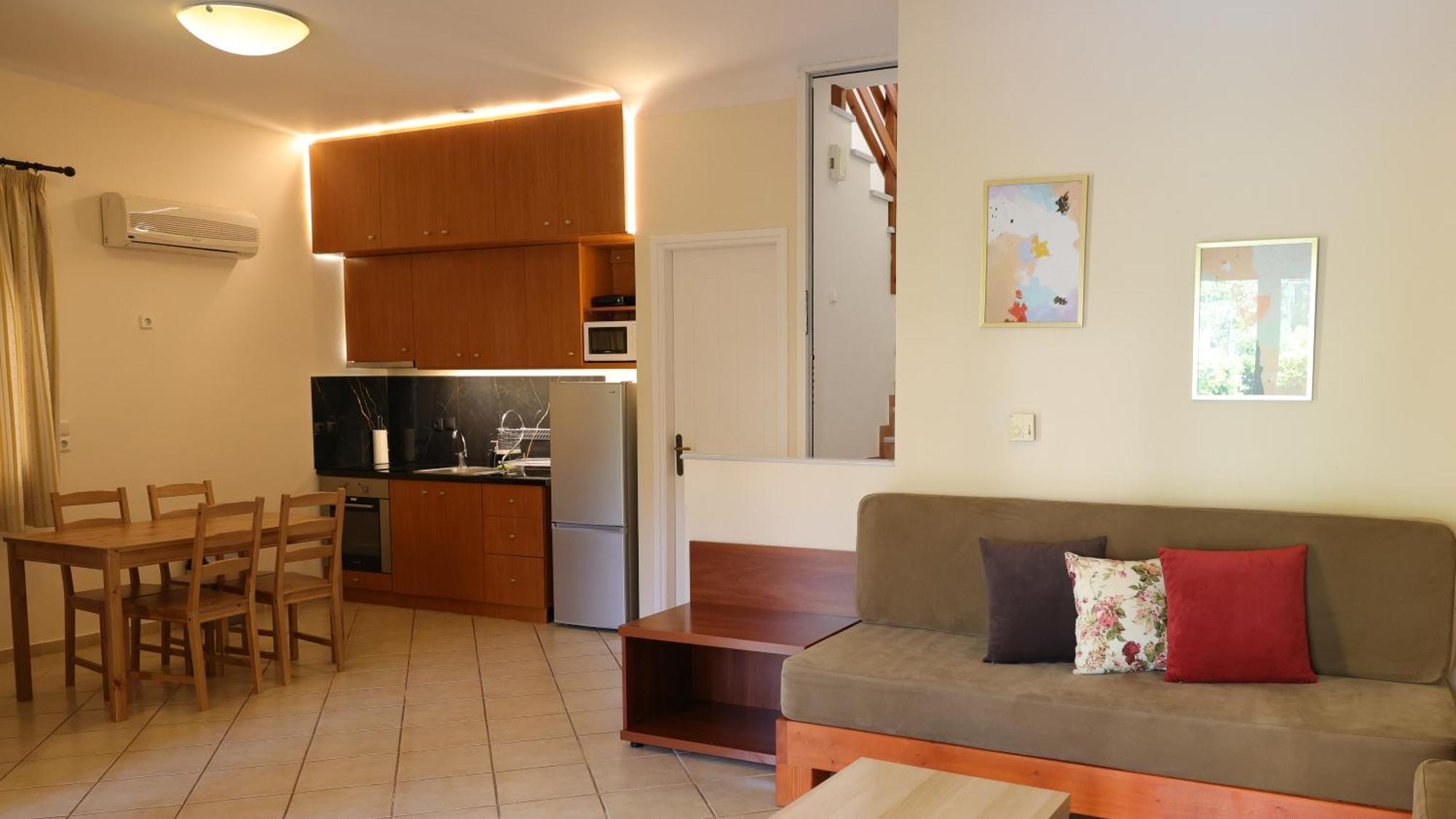 Corinthian Village Vrahati Екстериор снимка
